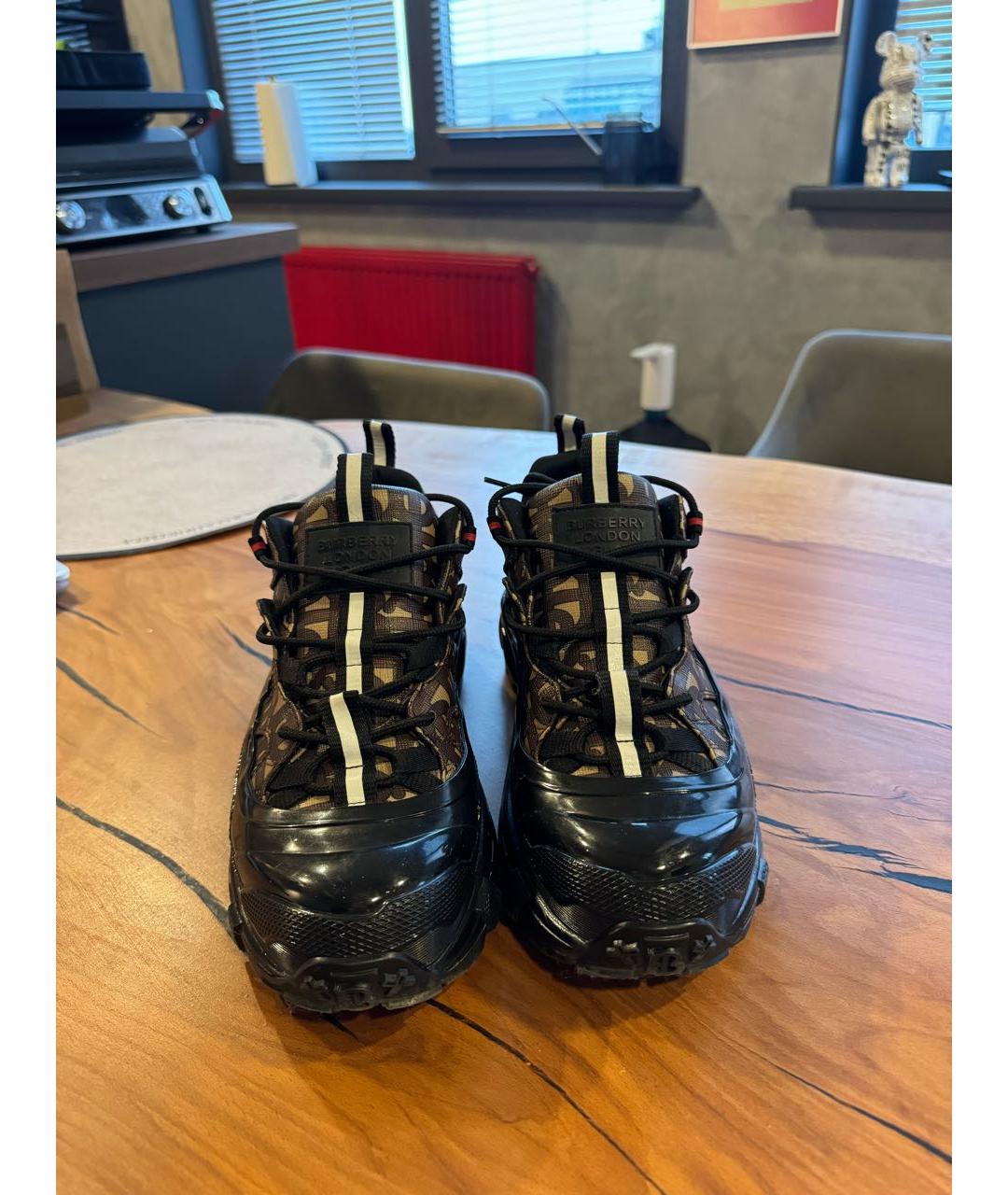 BURBERRY Коричневые кожаные кроссовки, фото 2