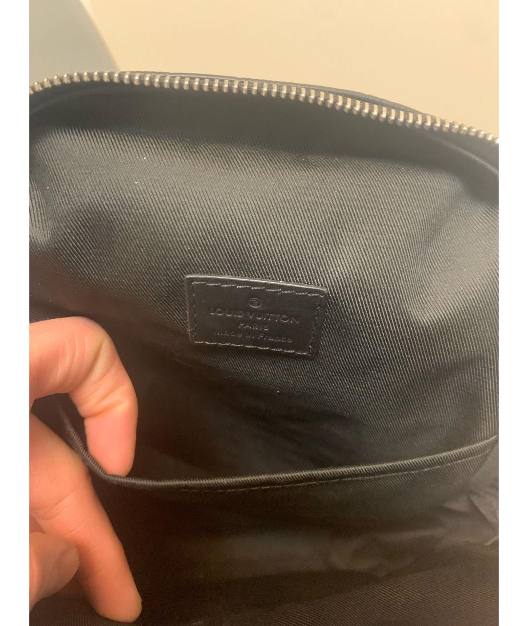 LOUIS VUITTON Черная кожаная сумка на плечо, фото 3