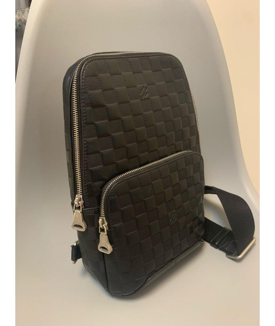 LOUIS VUITTON Черная кожаная сумка на плечо, фото 4