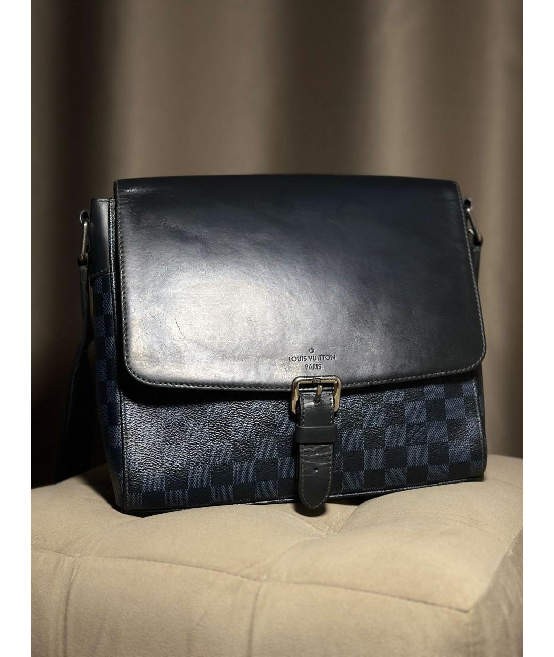 LOUIS VUITTON Черная кожаная сумка на плечо, фото 9