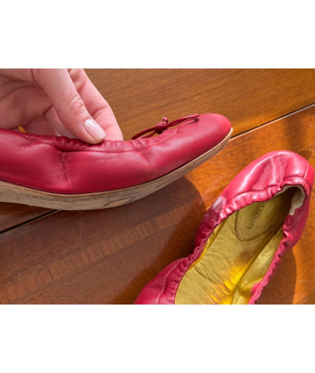 BOTTEGA VENETA Красные кожаные балетки, фото 7