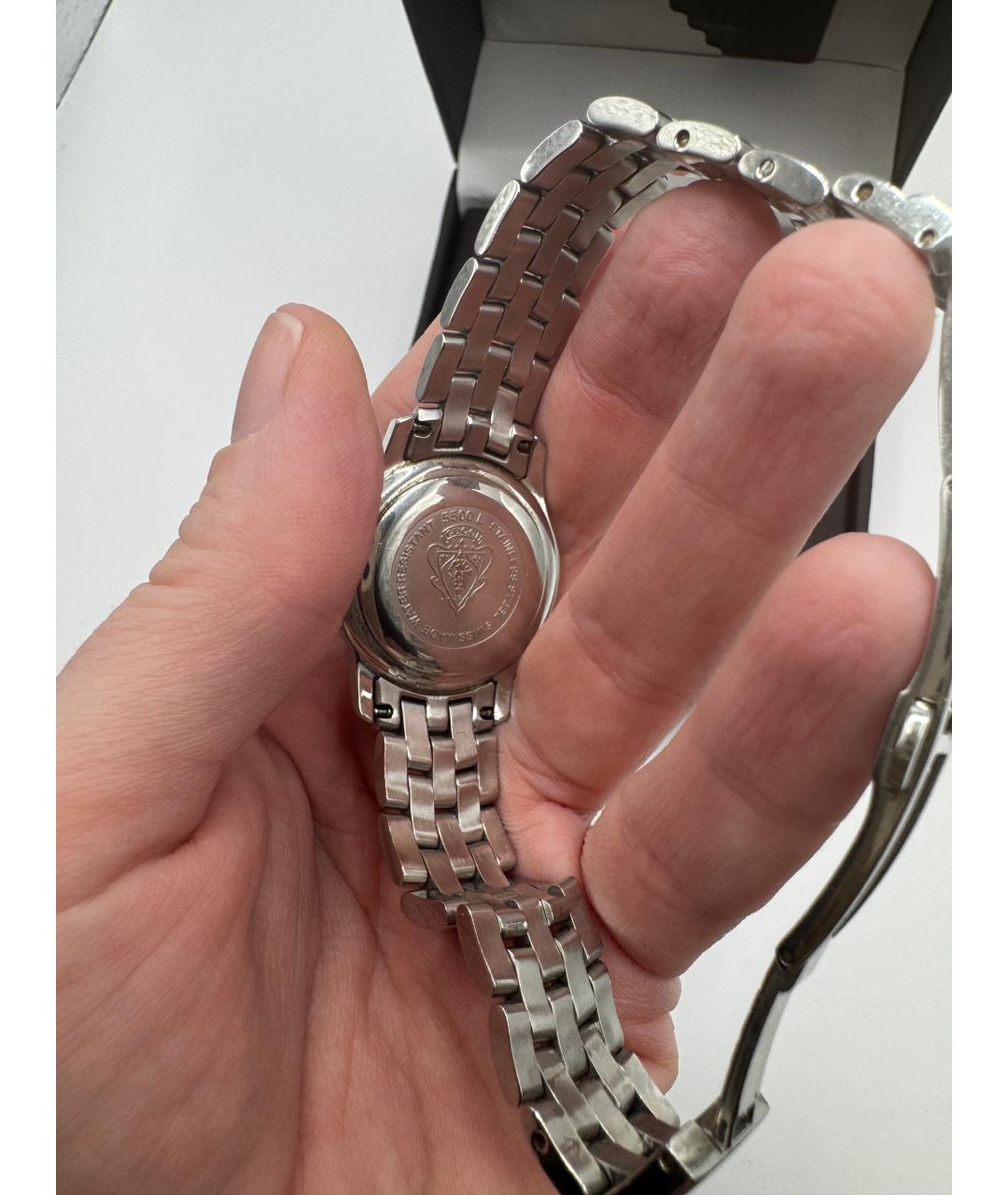 GUCCI Серебряные металлические часы, фото 2