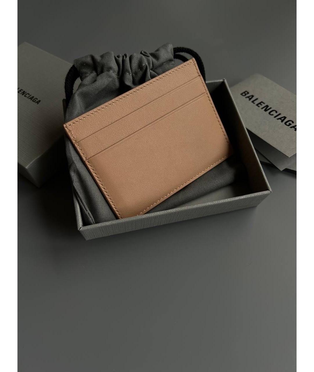BALENCIAGA Бежевый кожаный кардхолдер, фото 2