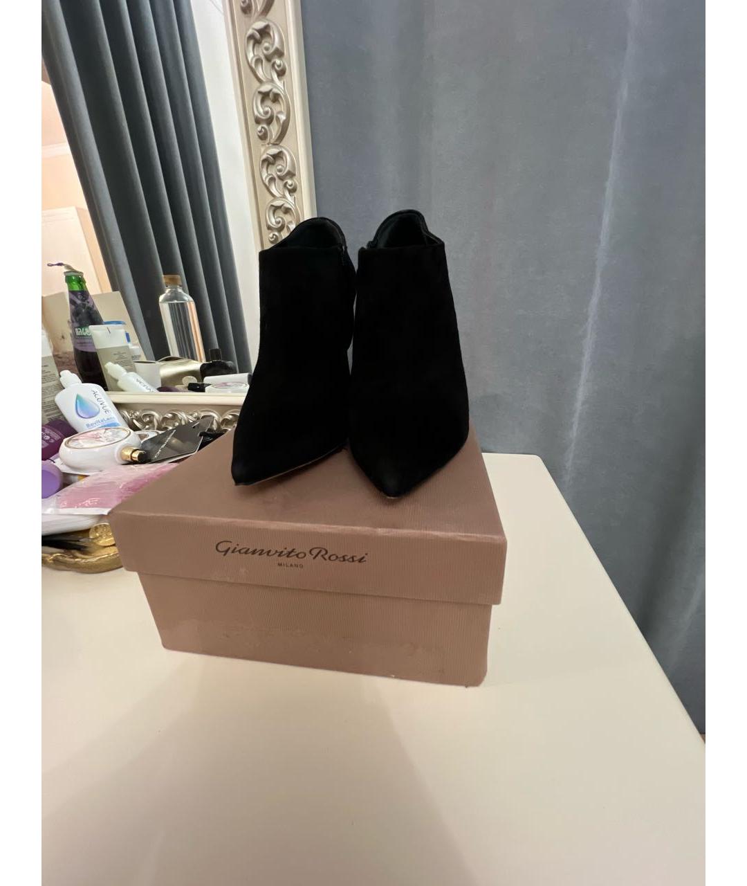 GIANVITO ROSSI Черные замшевые ботильоны, фото 2