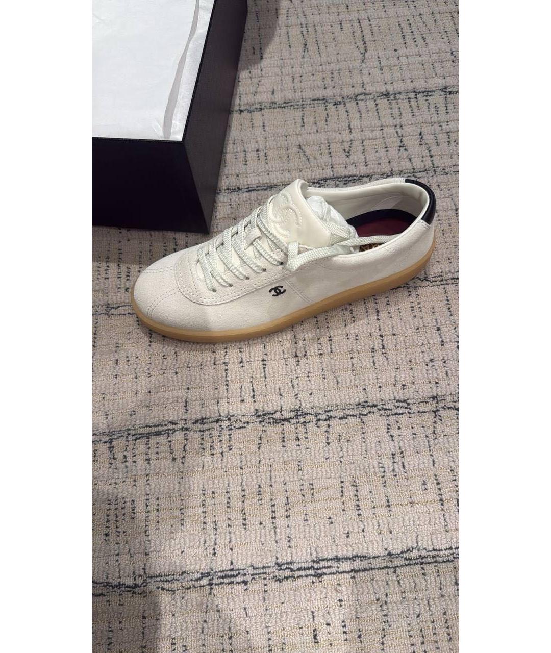 CHANEL Белые кеды, фото 2