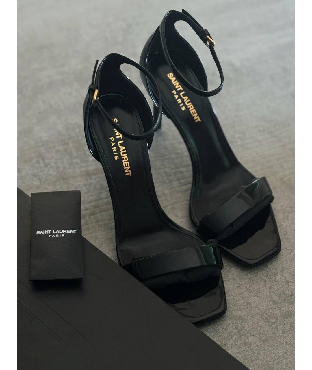 SAINT LAURENT Черные босоножки из лакированной кожи, фото 3