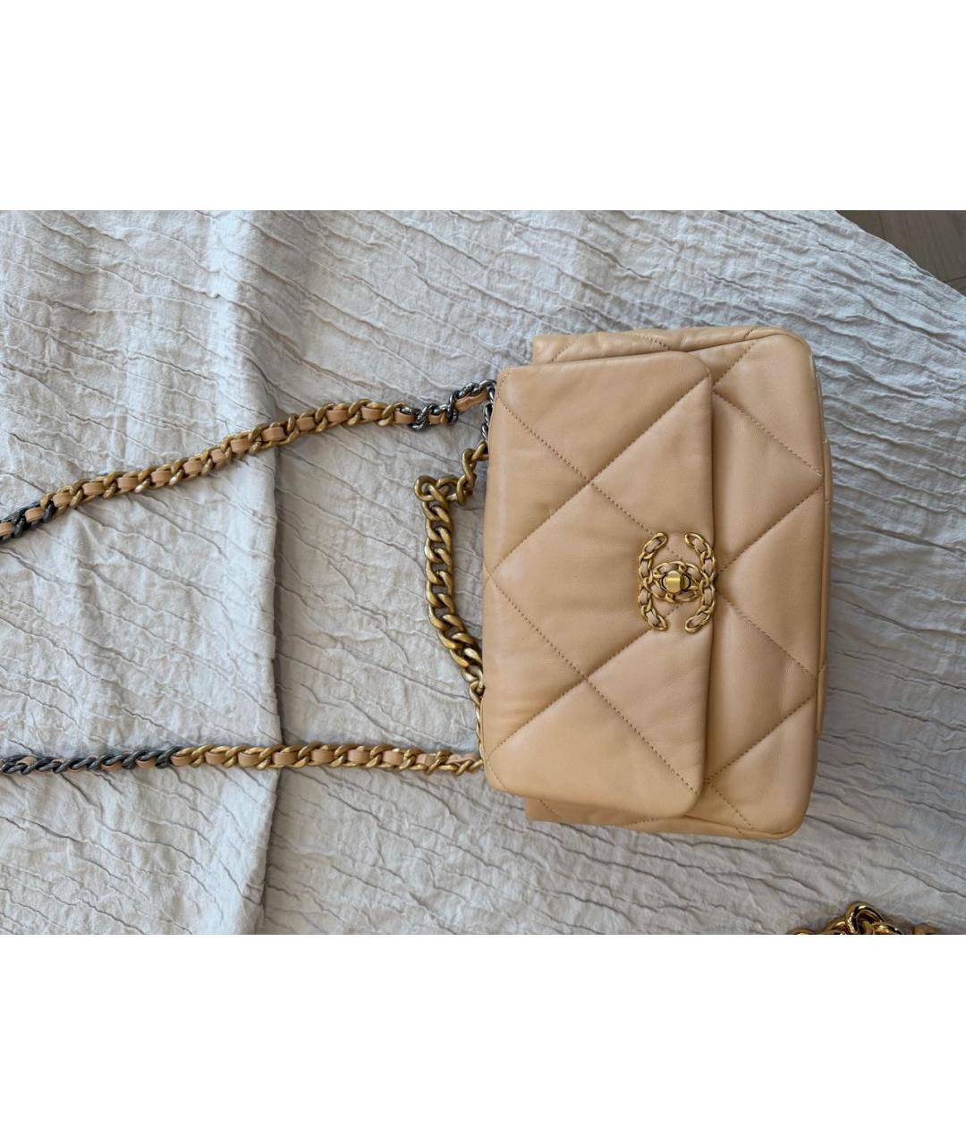 CHANEL Бежевая кожаная сумка через плечо, фото 5