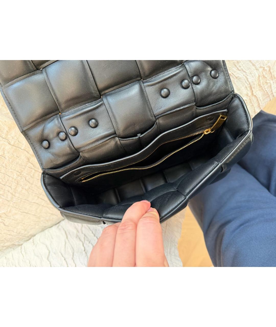 BOTTEGA VENETA Черная кожаная сумка через плечо, фото 3