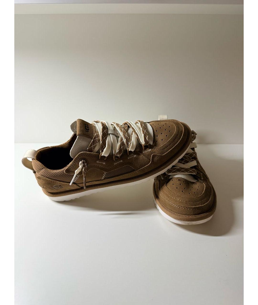 UGG AUSTRALIA Коричневые замшевые низкие кроссовки / кеды, фото 4