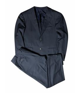 KITON Классический костюм