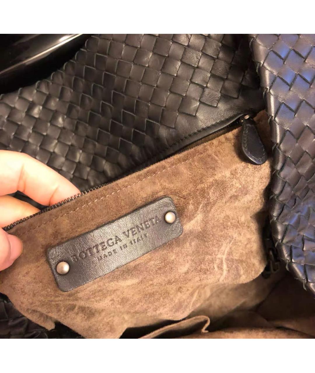 BOTTEGA VENETA Черная кожаная сумка тоут, фото 7