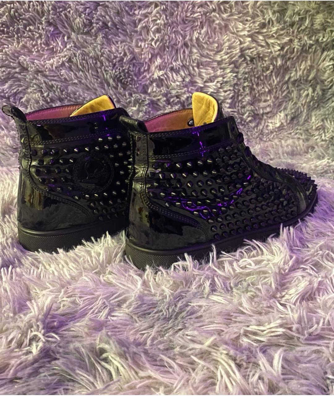 CHRISTIAN LOUBOUTIN Черные высокие кроссовки / кеды из лакированной кожи, фото 4