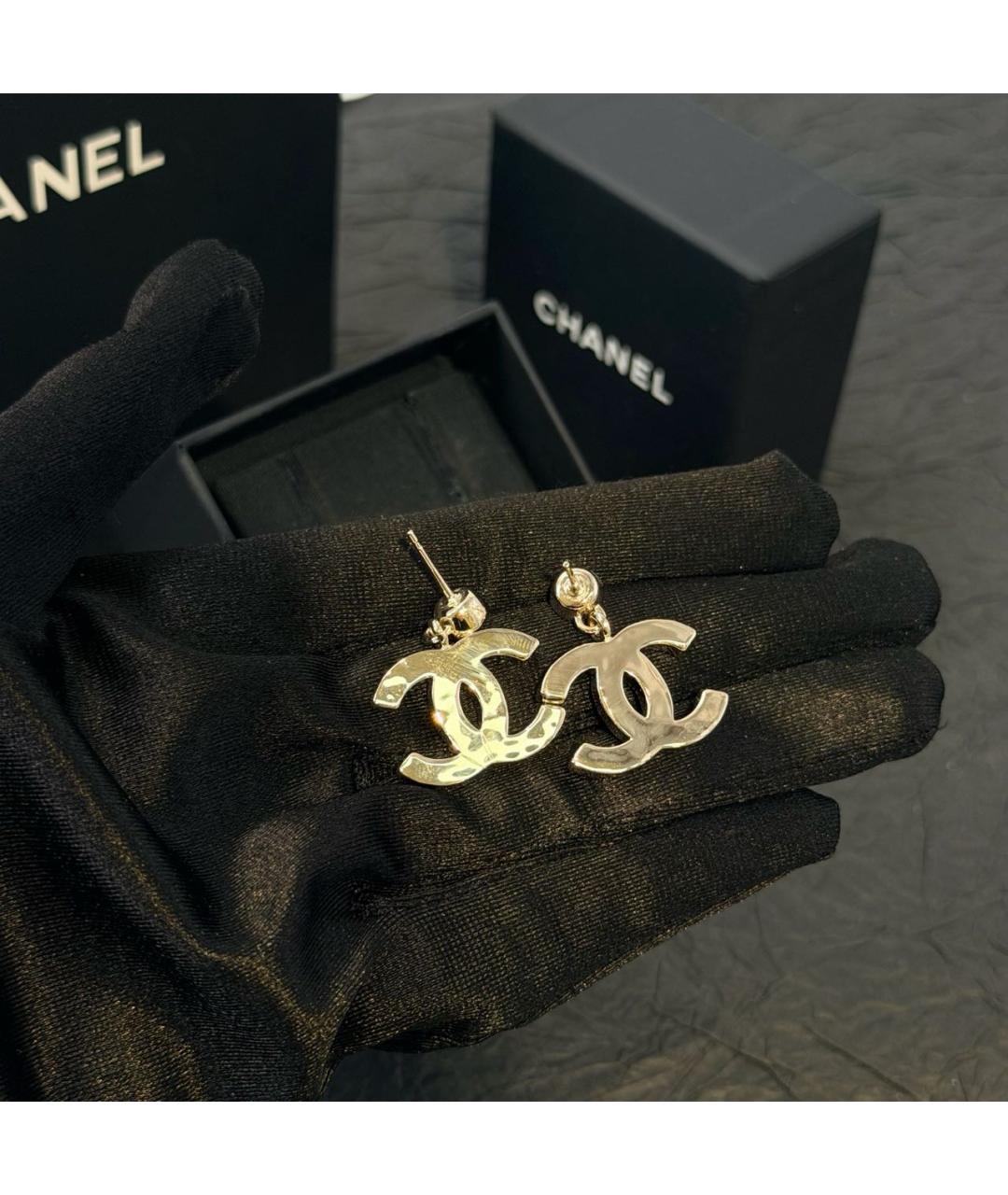 CHANEL Золотые металлические серьги, фото 5