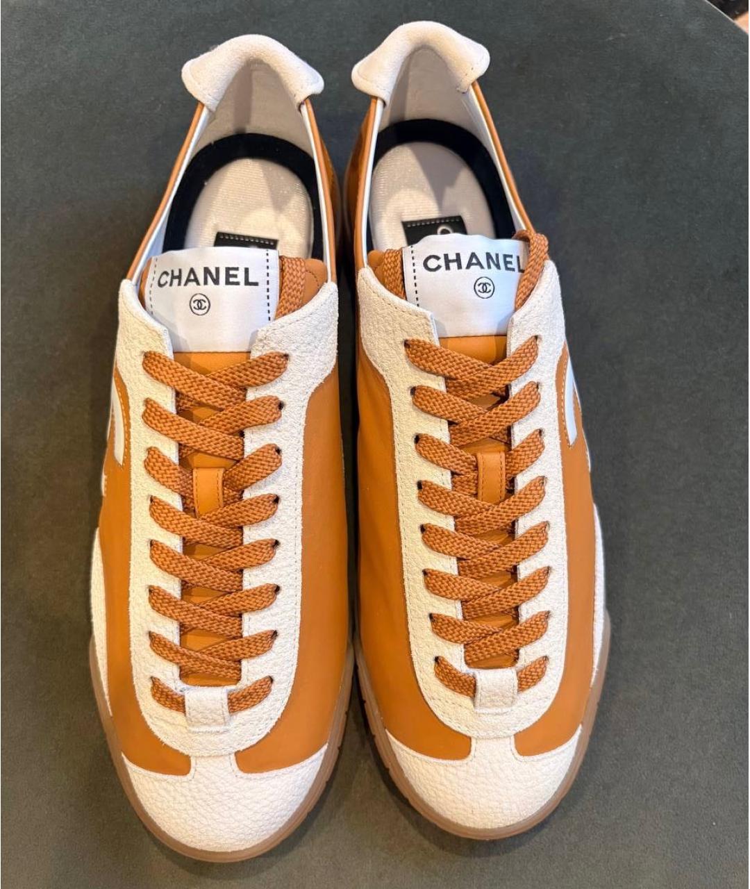 CHANEL Горчичные кожаные кеды, фото 2