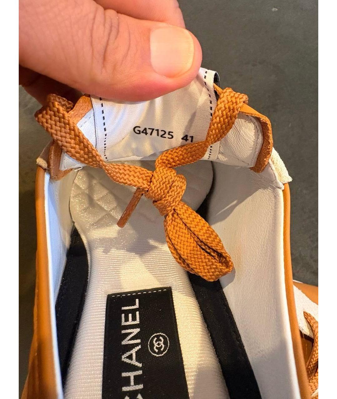 CHANEL Горчичные кожаные кеды, фото 5