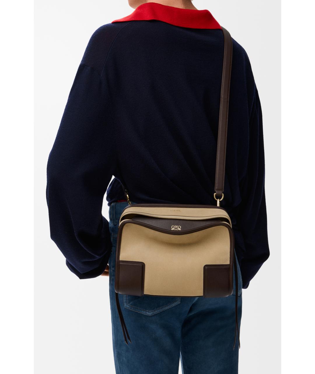 LOEWE Бежевая замшевая сумка тоут, фото 5