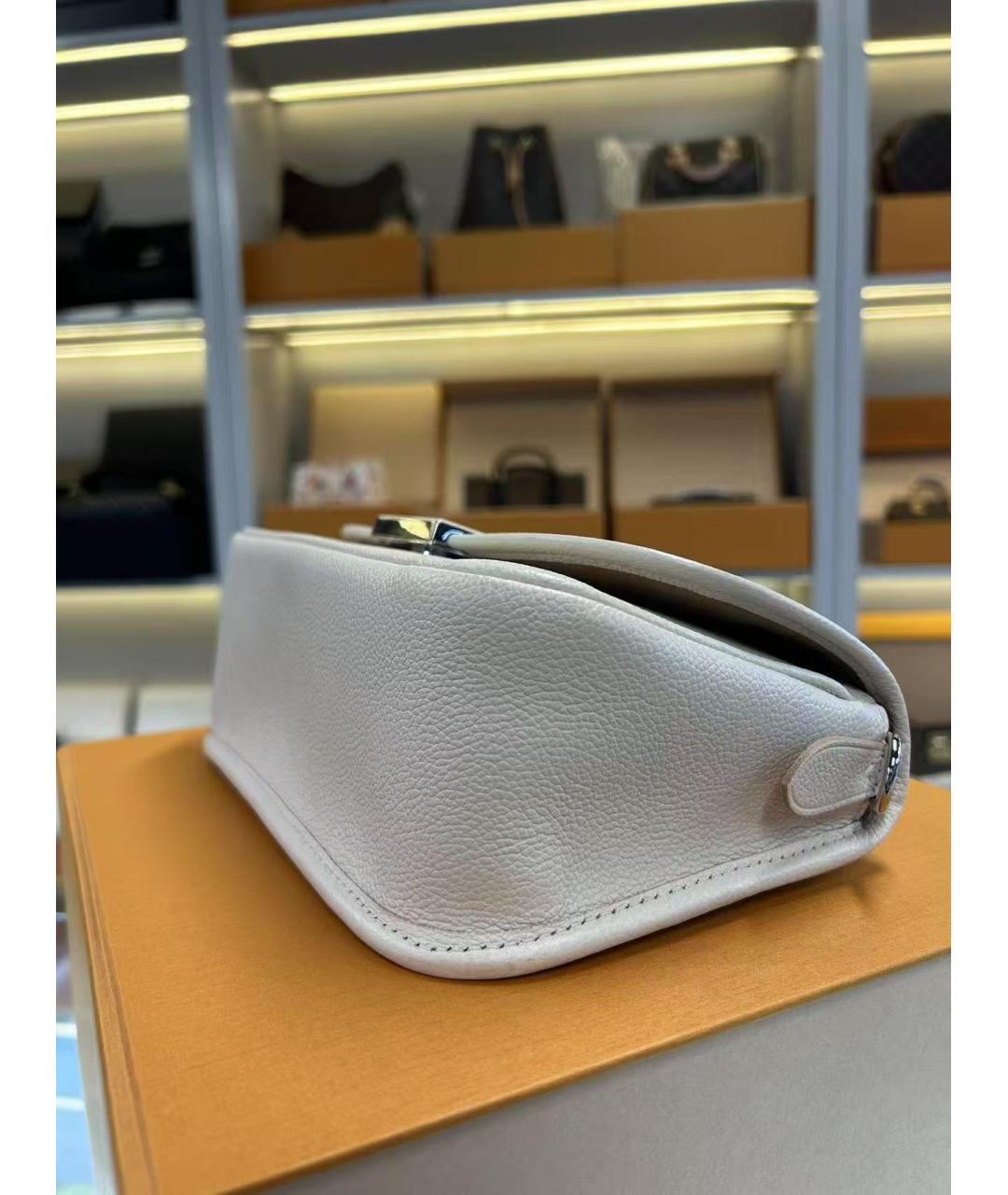 LOUIS VUITTON Белая сумка через плечо, фото 6
