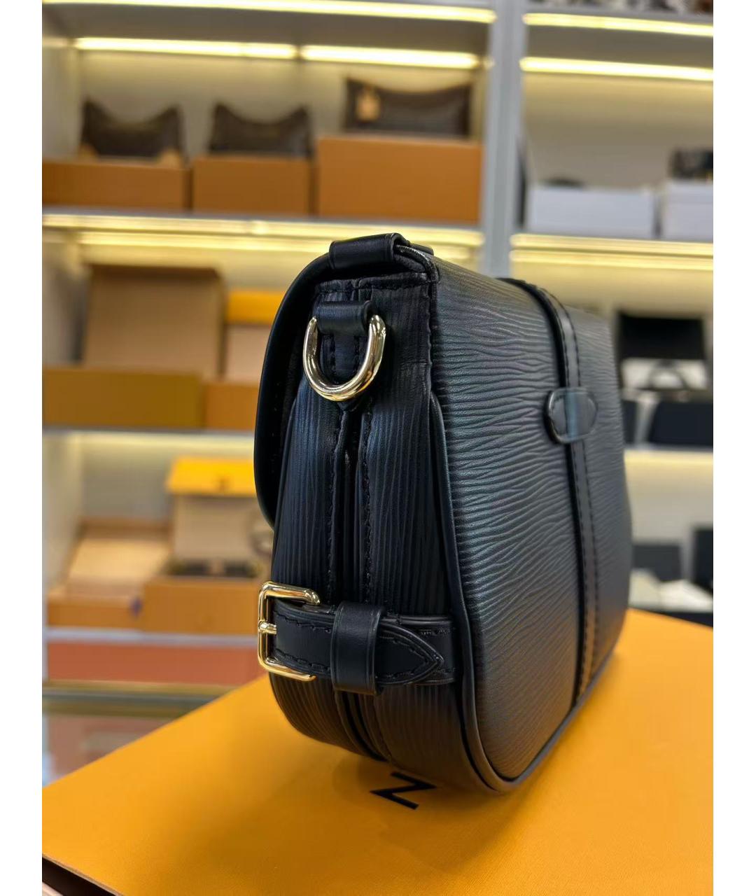 LOUIS VUITTON Черная сумка через плечо, фото 4