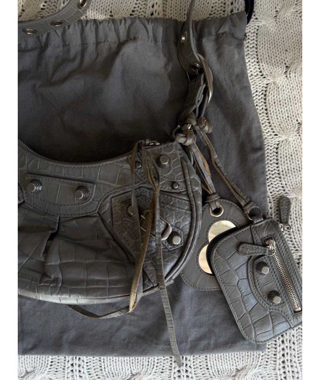 BALENCIAGA Серая кожаная сумка через плечо, фото 5