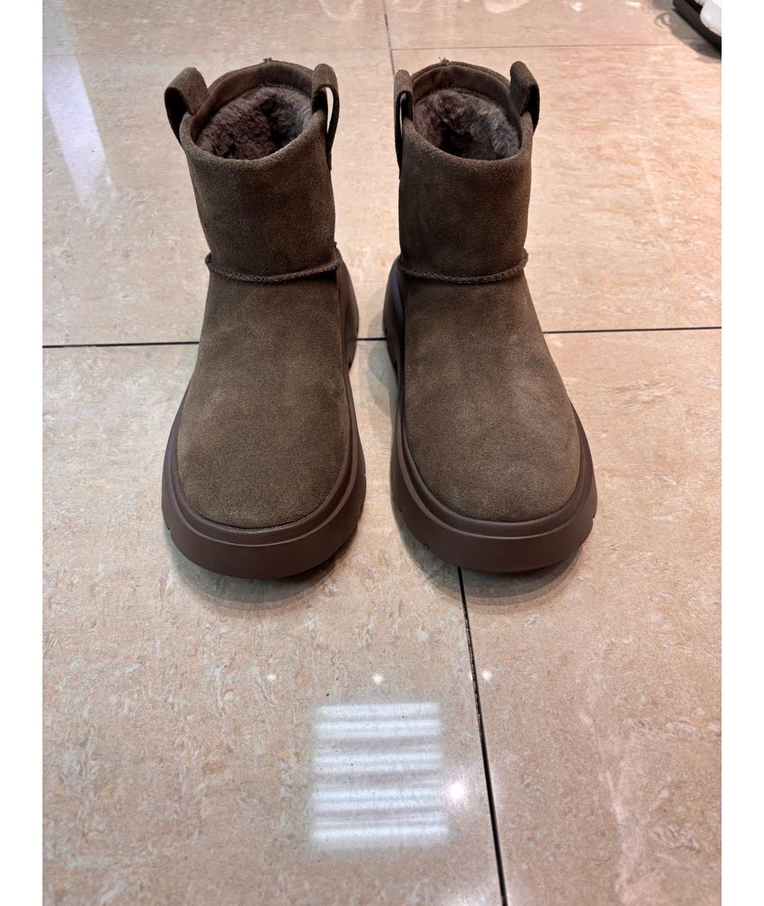 UGG AUSTRALIA Коричневые замшевые ботинки, фото 2