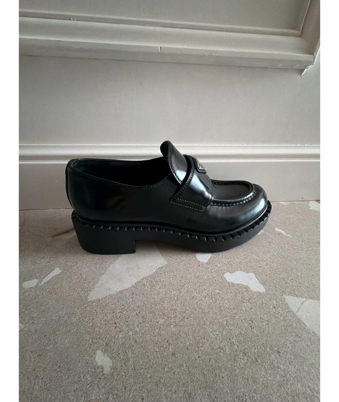 PRADA Черные лоферы из лакированной кожи, фото 5