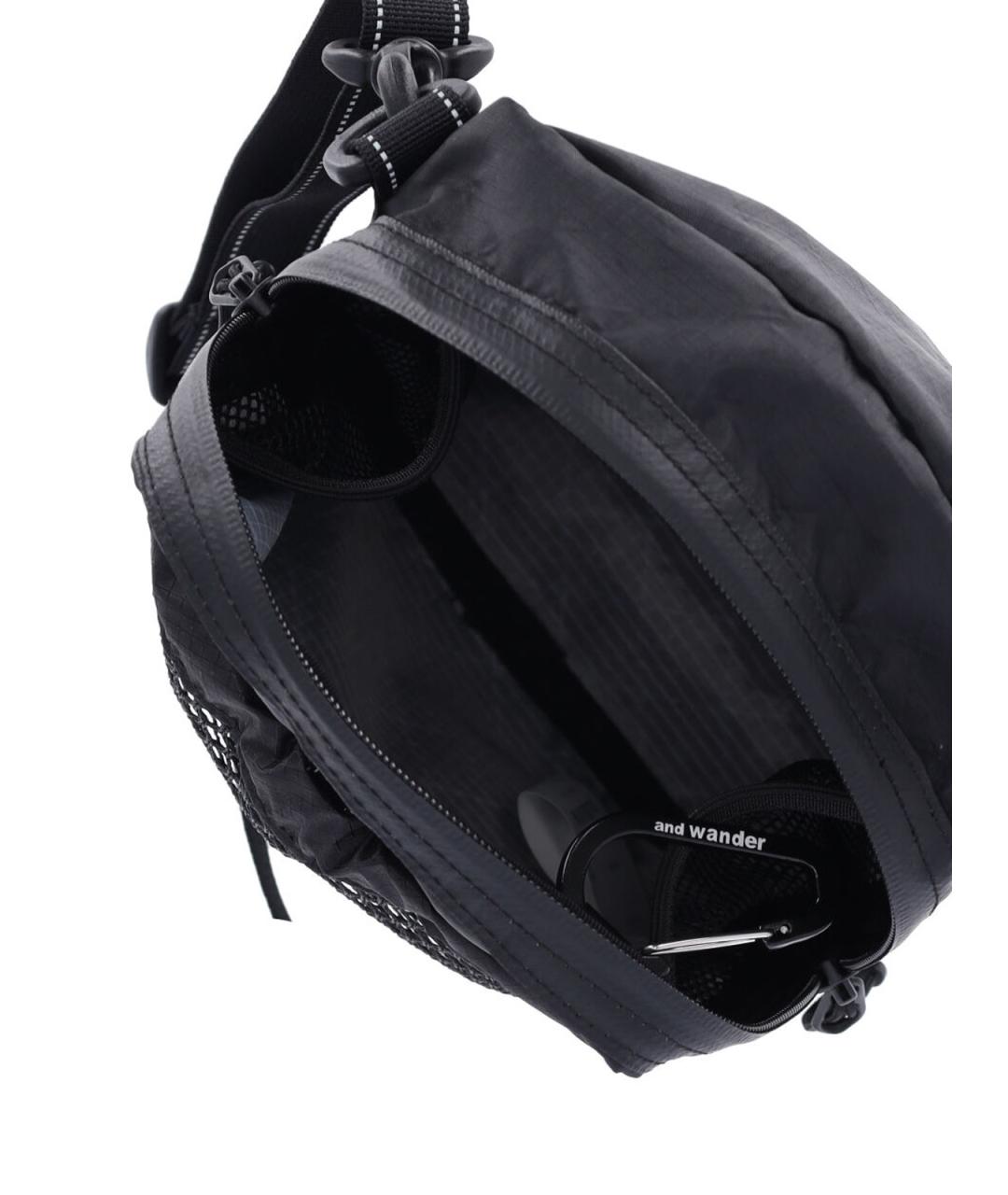AND WANDER Черная синтетическая барсетка, фото 4