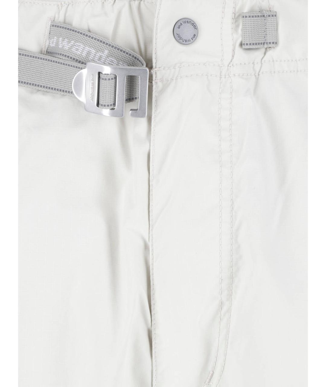 AND WANDER Белые полиэстеровые шорты, фото 4