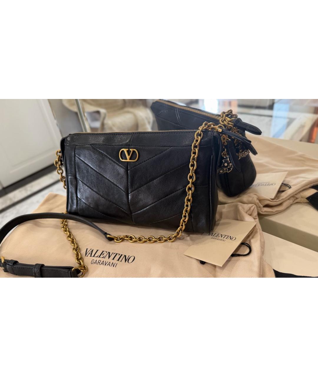 VALENTINO Черная кожаная сумка через плечо, фото 3