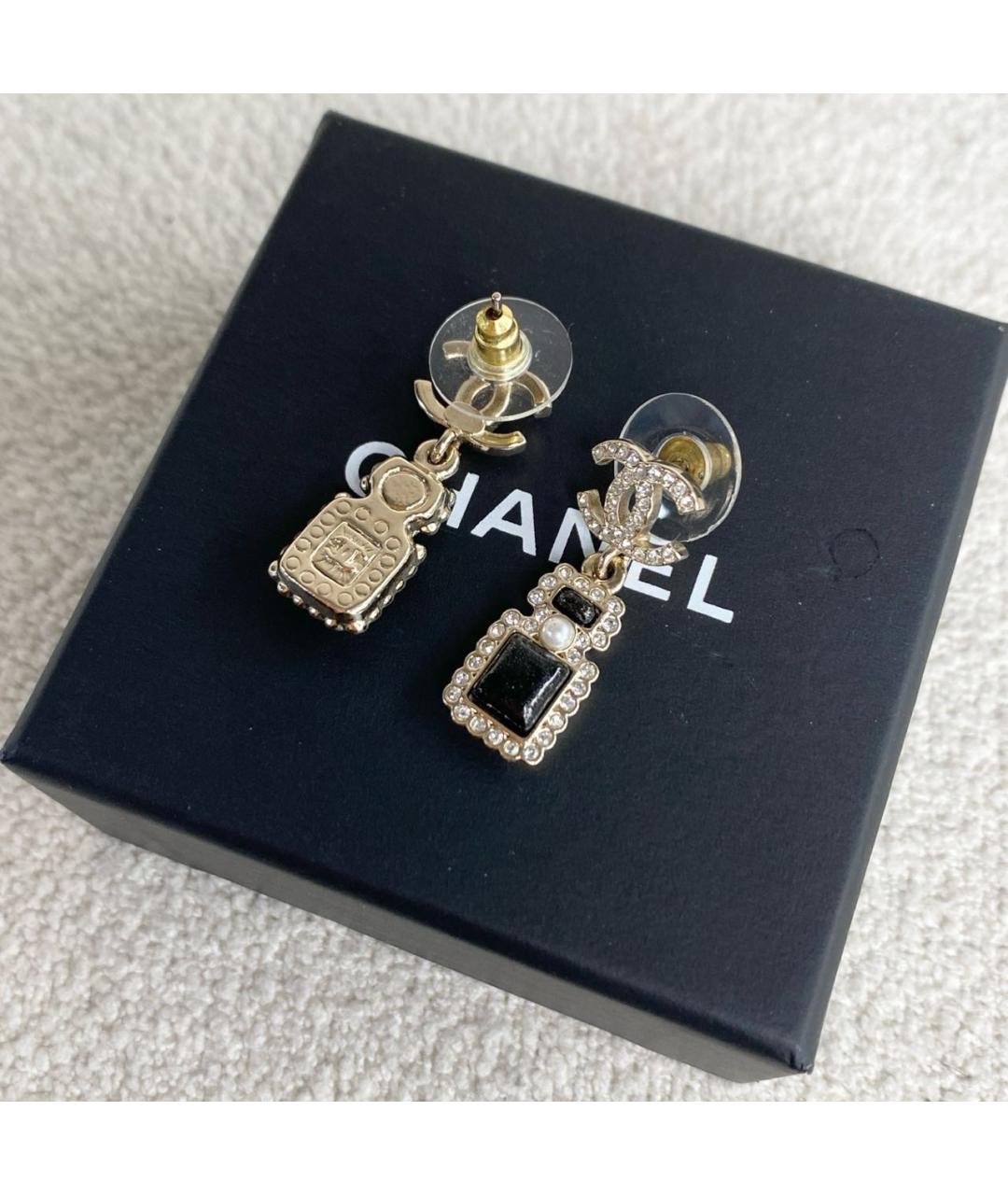 CHANEL Золотые металлические серьги, фото 5