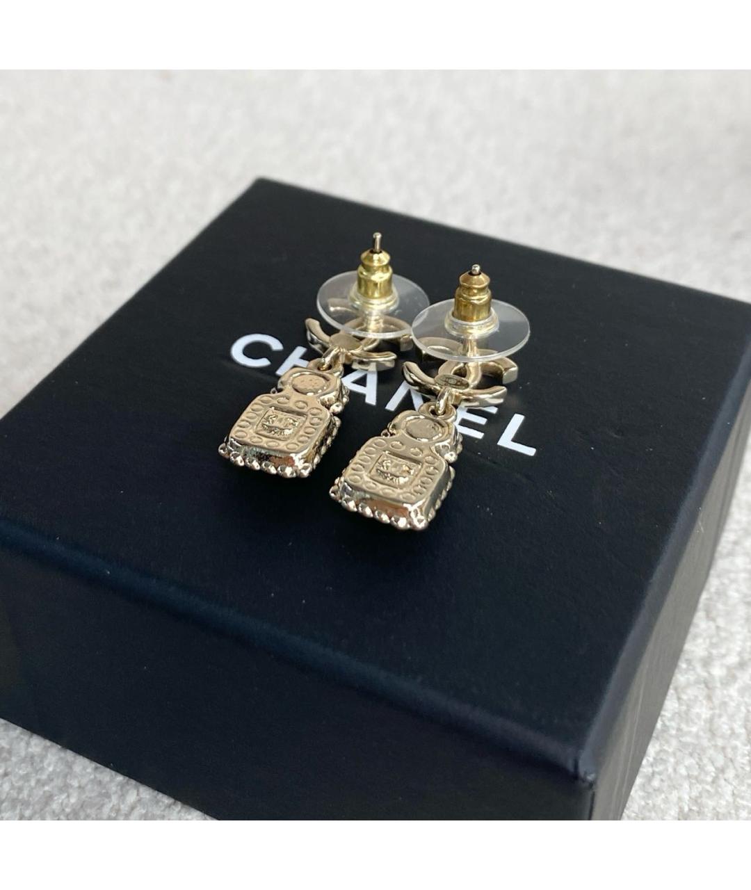 CHANEL Золотые металлические серьги, фото 2