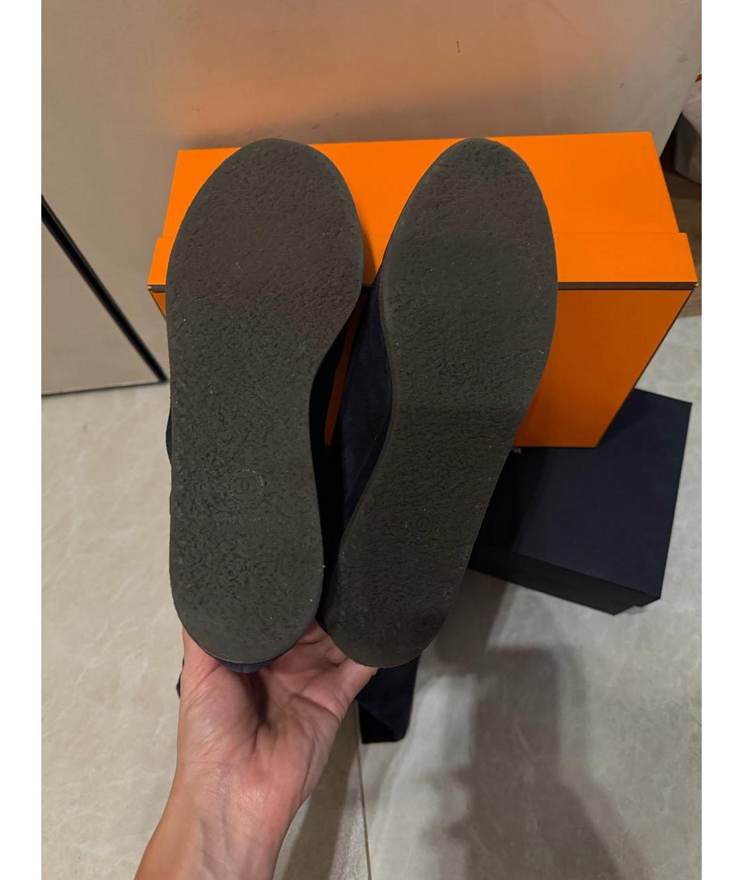 CHANEL Синие замшевые сапоги, фото 5