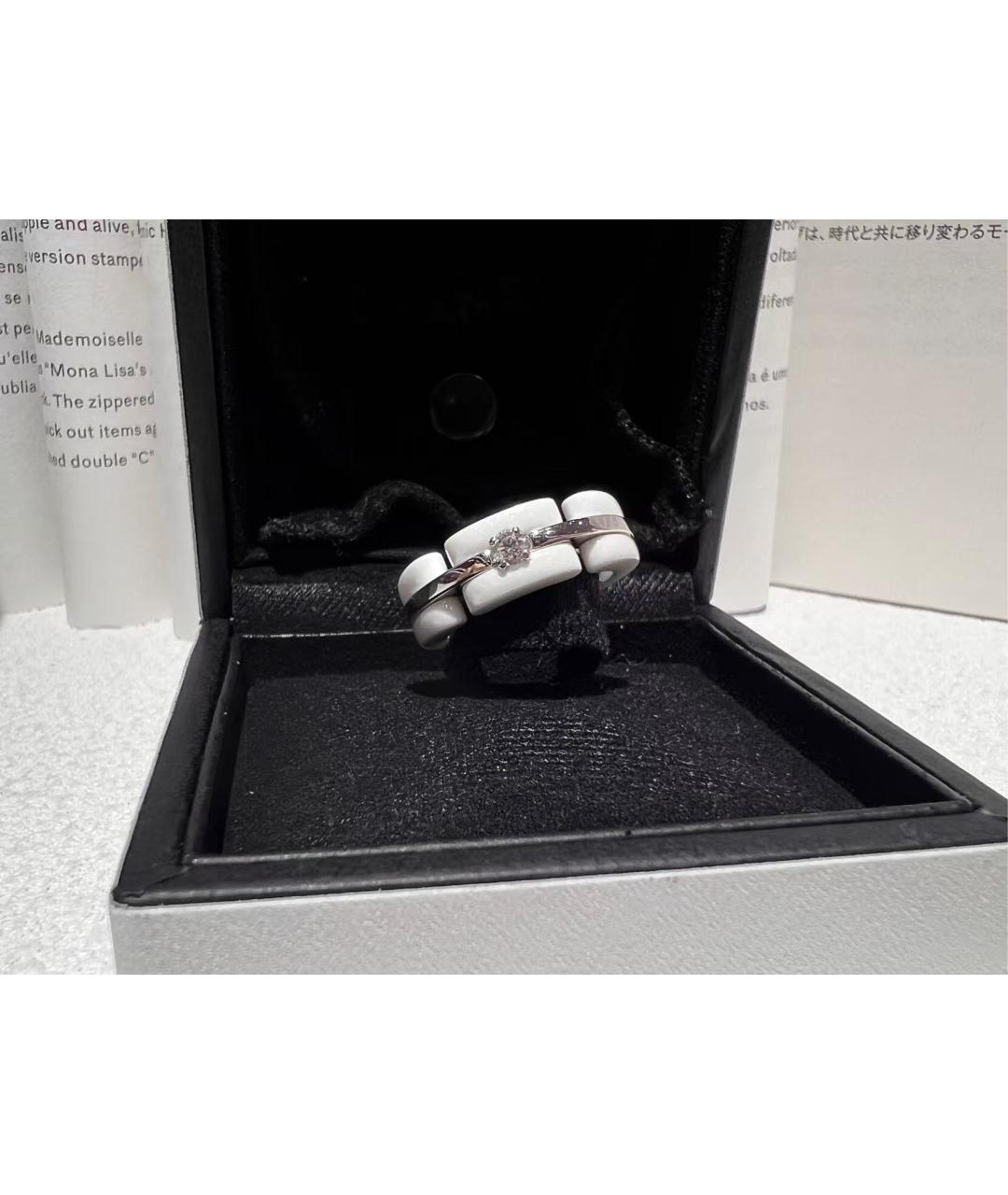 CHANEL Белое керамическое кольцо, фото 3