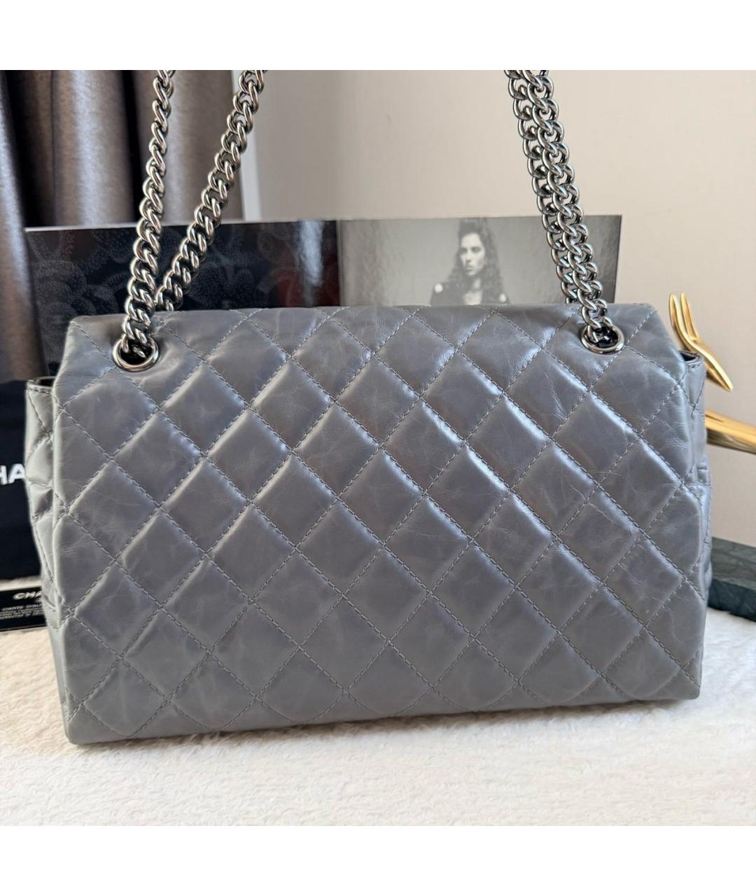 CHANEL Серая кожаная сумка через плечо, фото 3