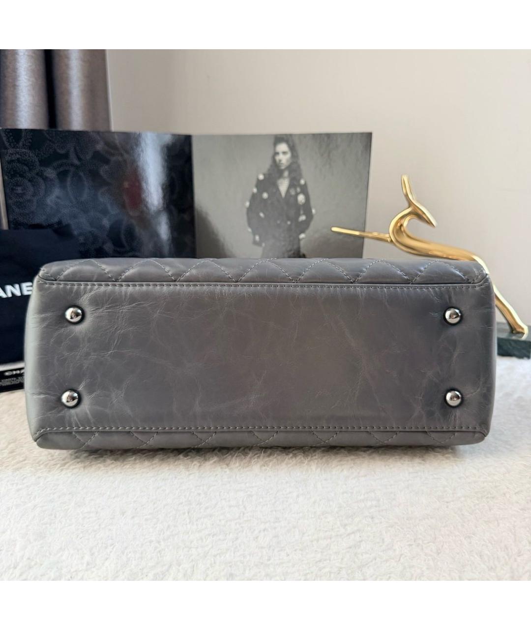 CHANEL Серая кожаная сумка через плечо, фото 4
