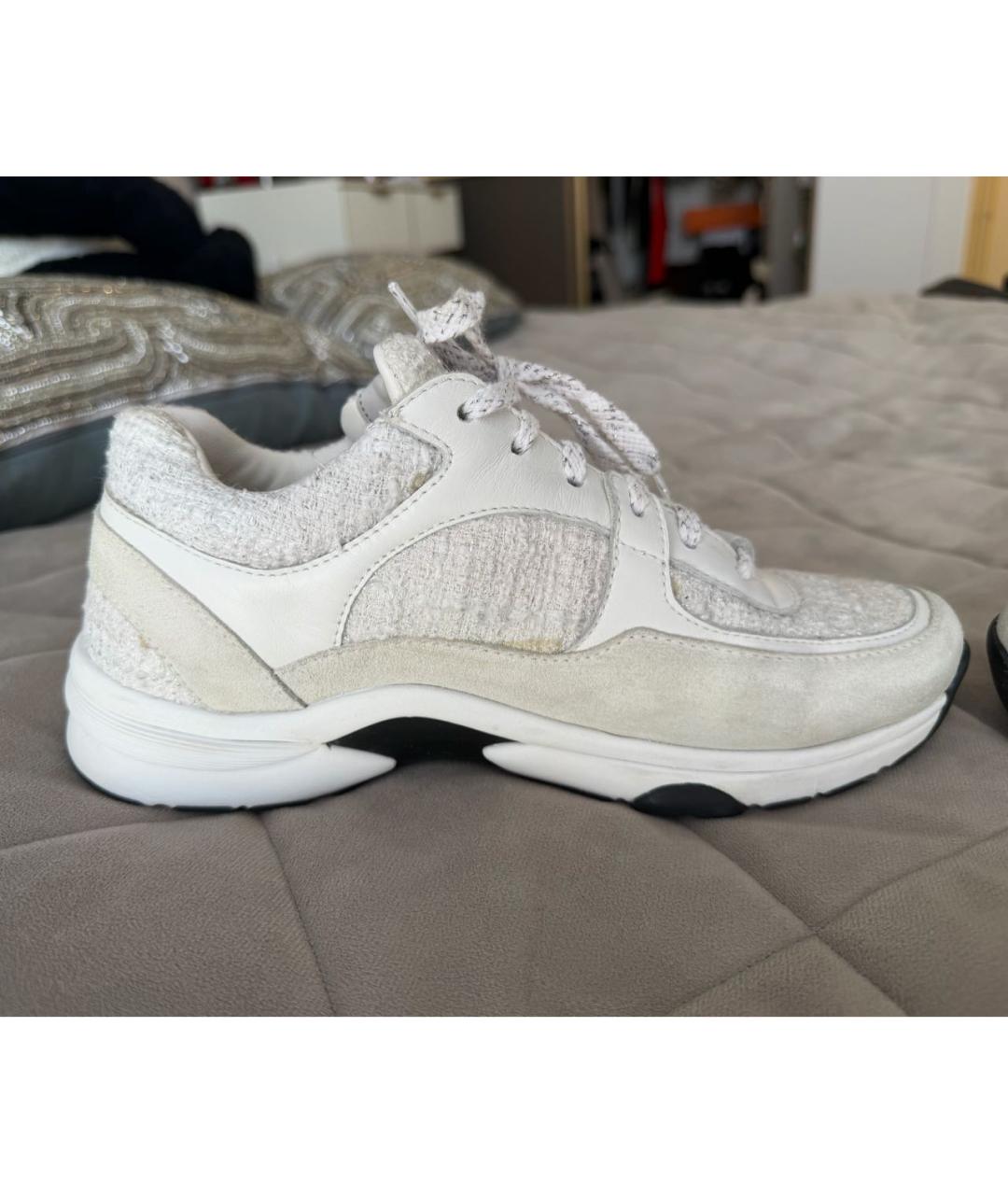 CHANEL Белые замшевые кроссовки, фото 9