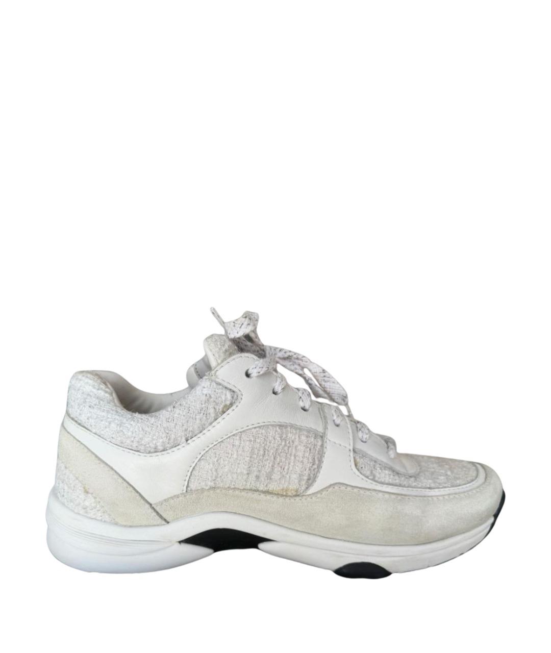 CHANEL Белые замшевые кроссовки, фото 1