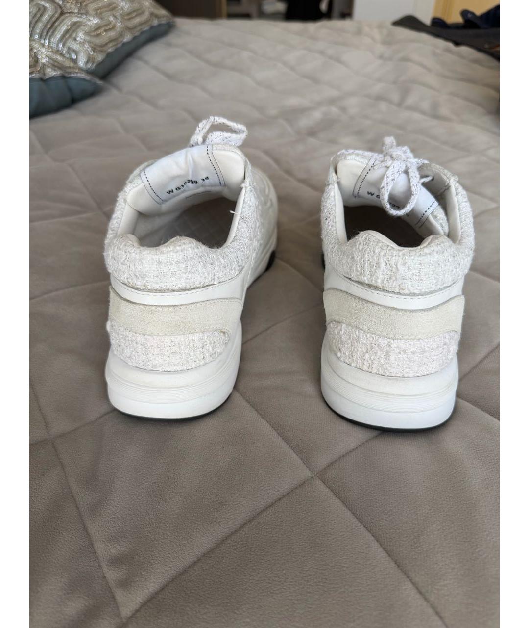 CHANEL Белые замшевые кроссовки, фото 7