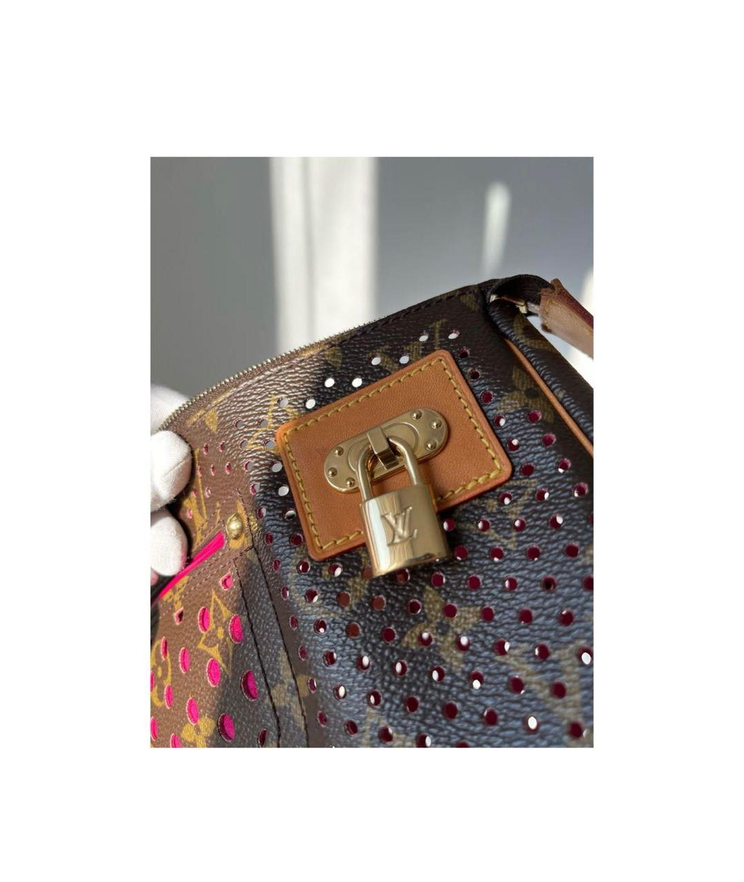 LOUIS VUITTON Коричневая кожаная сумка с короткими ручками, фото 7