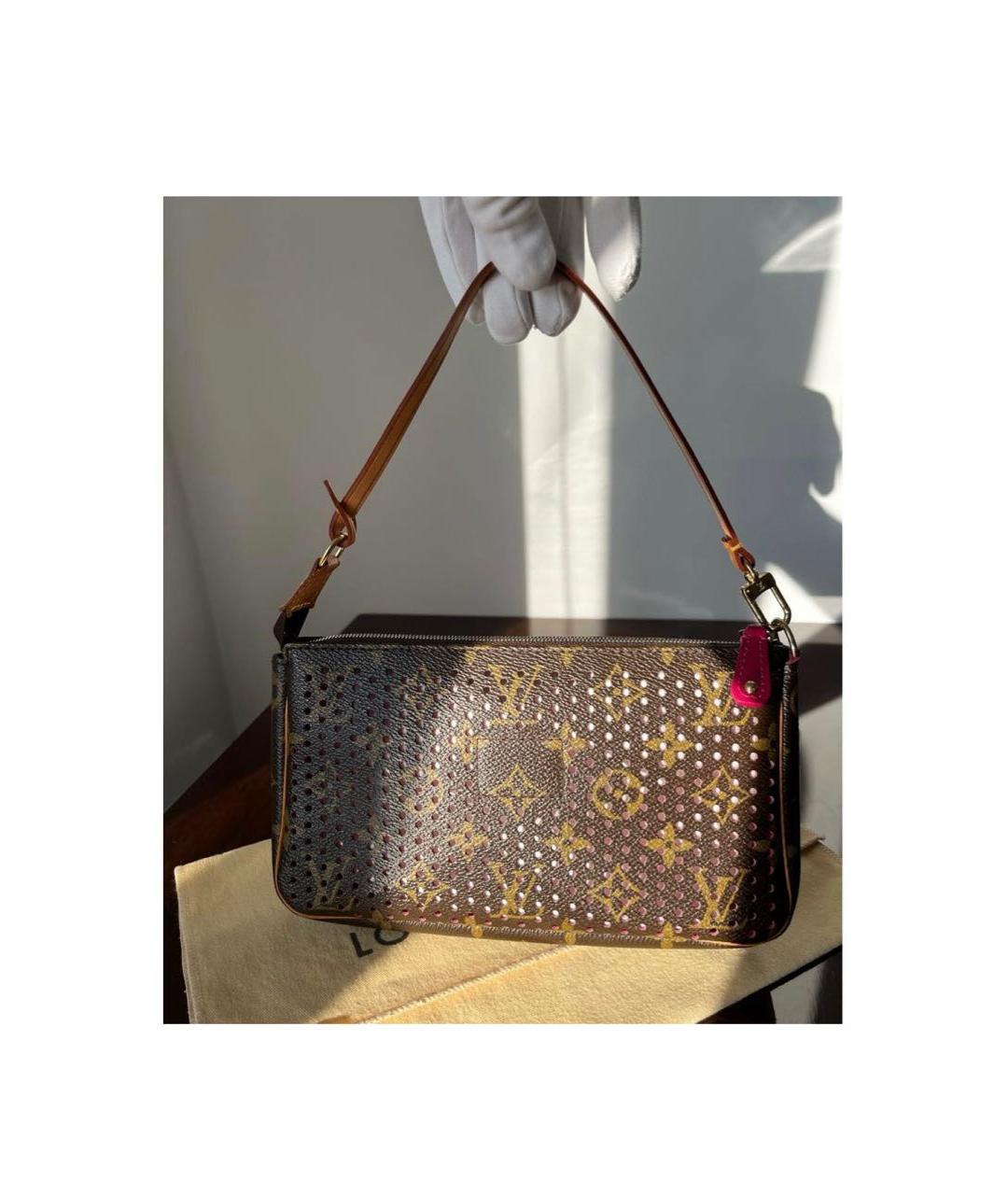 LOUIS VUITTON Коричневая кожаная сумка с короткими ручками, фото 3