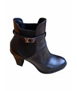 LOUIS VUITTON Ботильоны