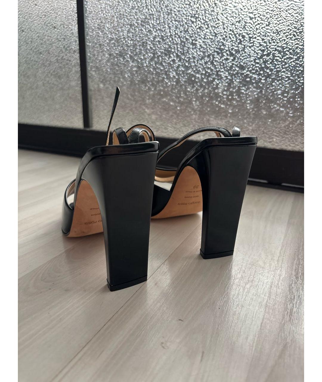 SERGIO ROSSI Черные босоножки из лакированной кожи, фото 3