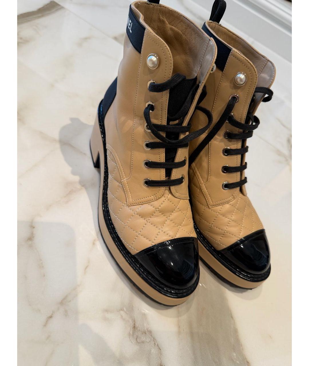CHANEL Бежевые кожаные ботинки, фото 5