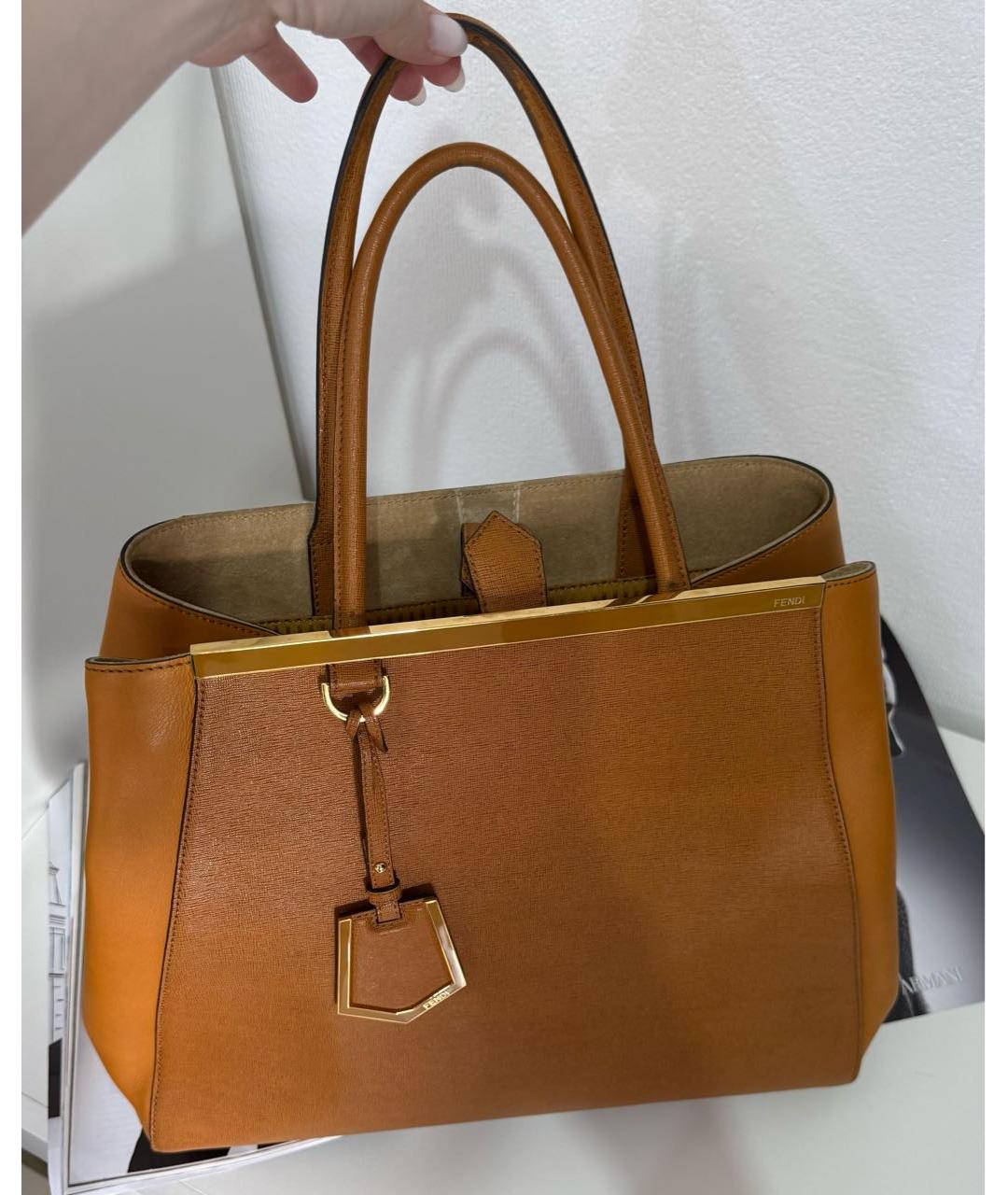 FENDI Горчичная кожаная сумка с короткими ручками, фото 3