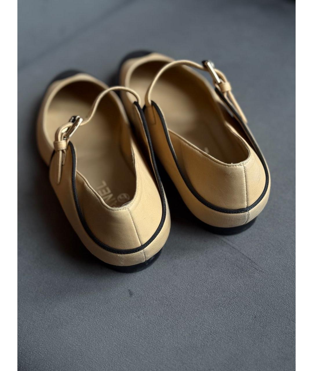 CHANEL Бежевые кожаные балетки, фото 3