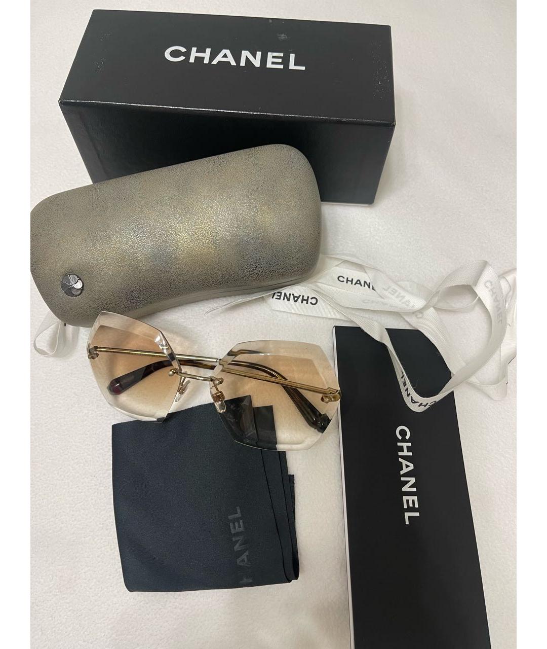 CHANEL Коричневые пластиковые солнцезащитные очки, фото 4