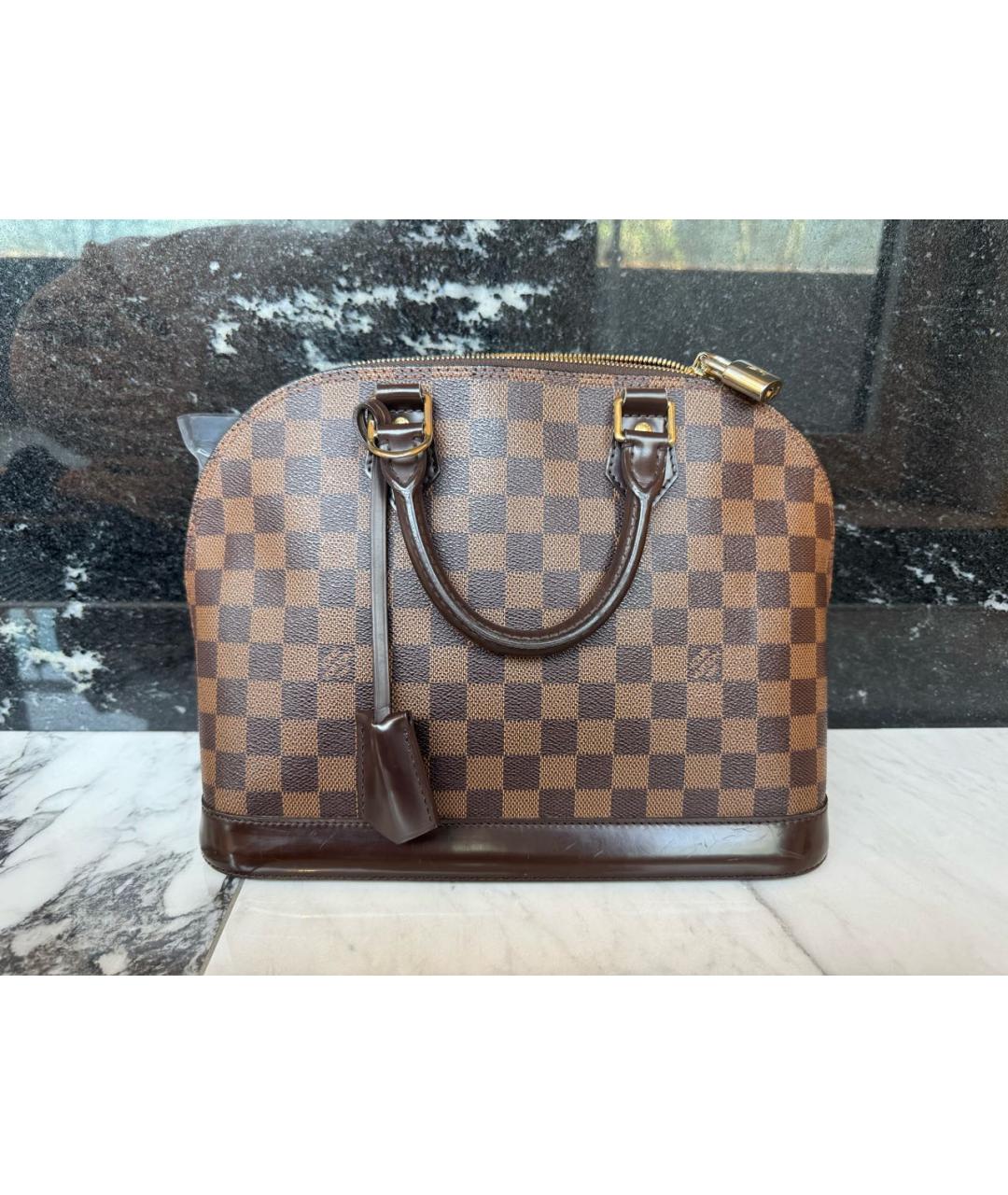 LOUIS VUITTON Коричневая сумка с короткими ручками из искусственной кожи, фото 8