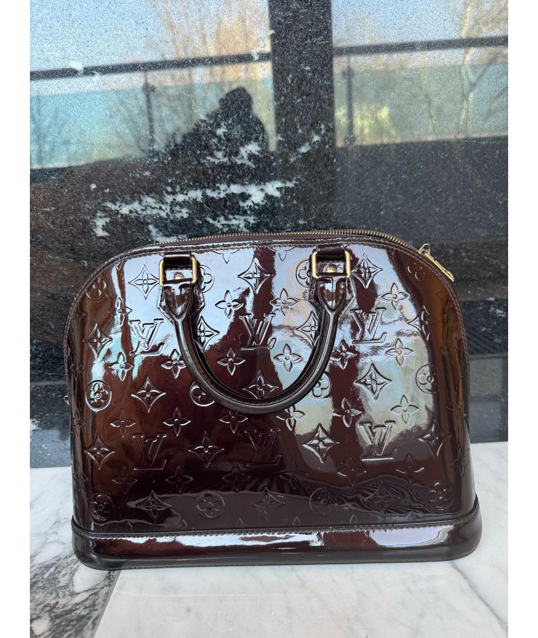 LOUIS VUITTON Бордовая сумка с короткими ручками из лакированной кожи, фото 7