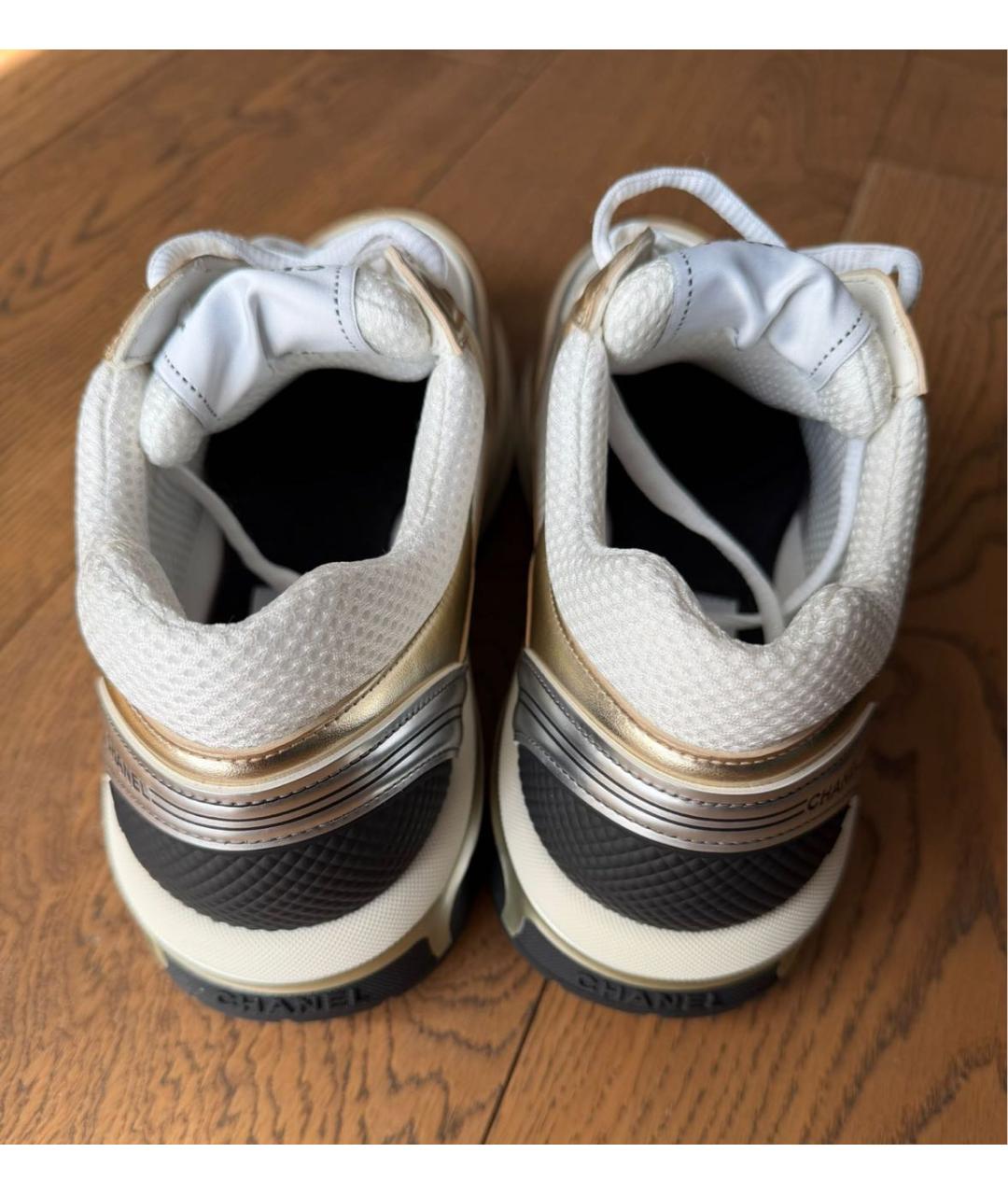 CHANEL Золотые кроссовки, фото 4