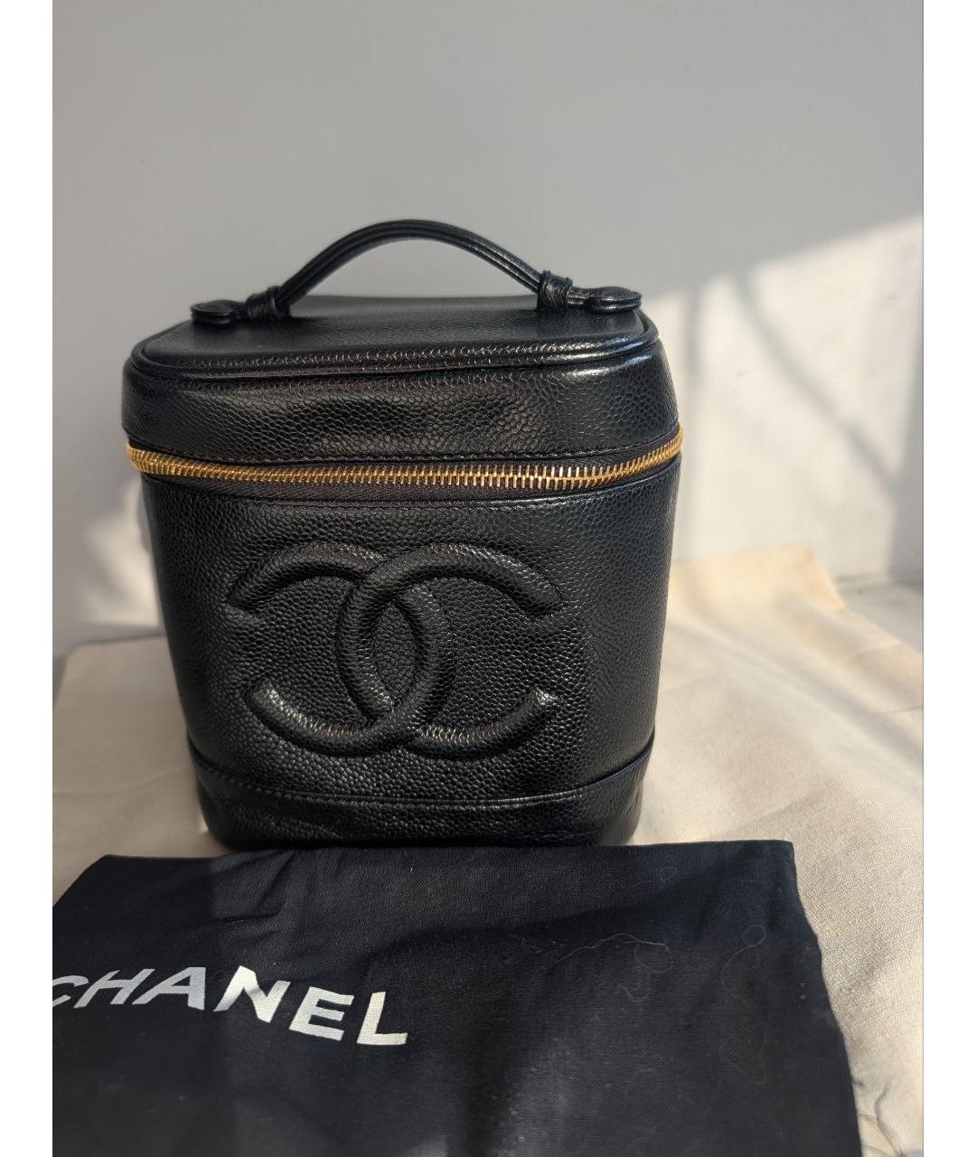 CHANEL Черная кожаная сумка с короткими ручками, фото 10