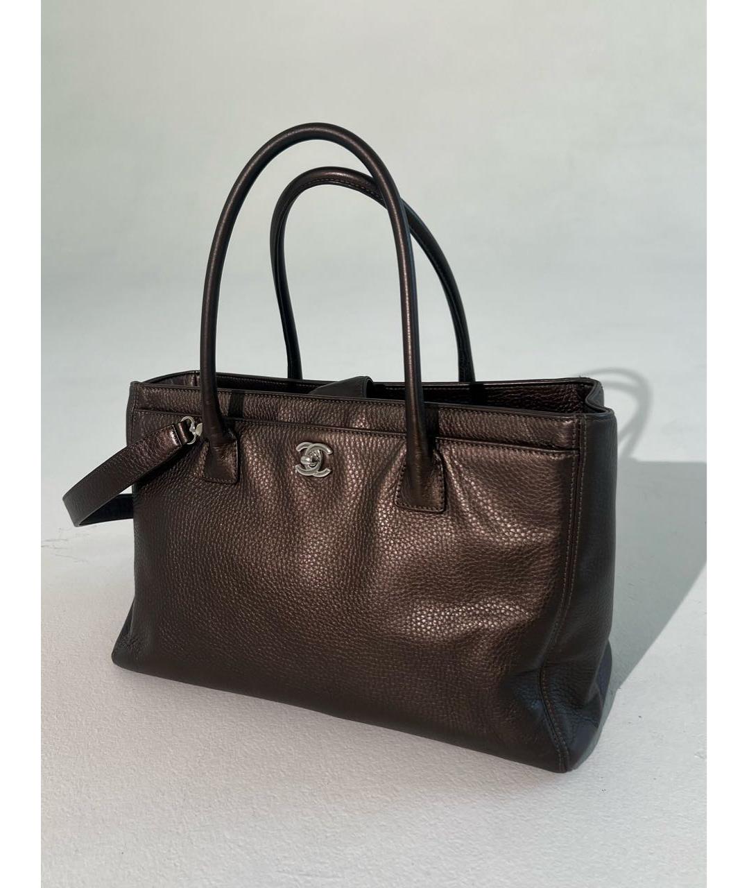 CHANEL Коричневая кожаная сумка тоут, фото 2